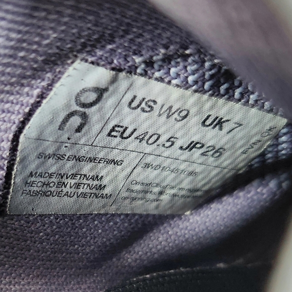 On Running "Cloudswift III 3" Sneakers Grey Gray Neon Yellow | Women's Size 9 - Picture 11 of 14